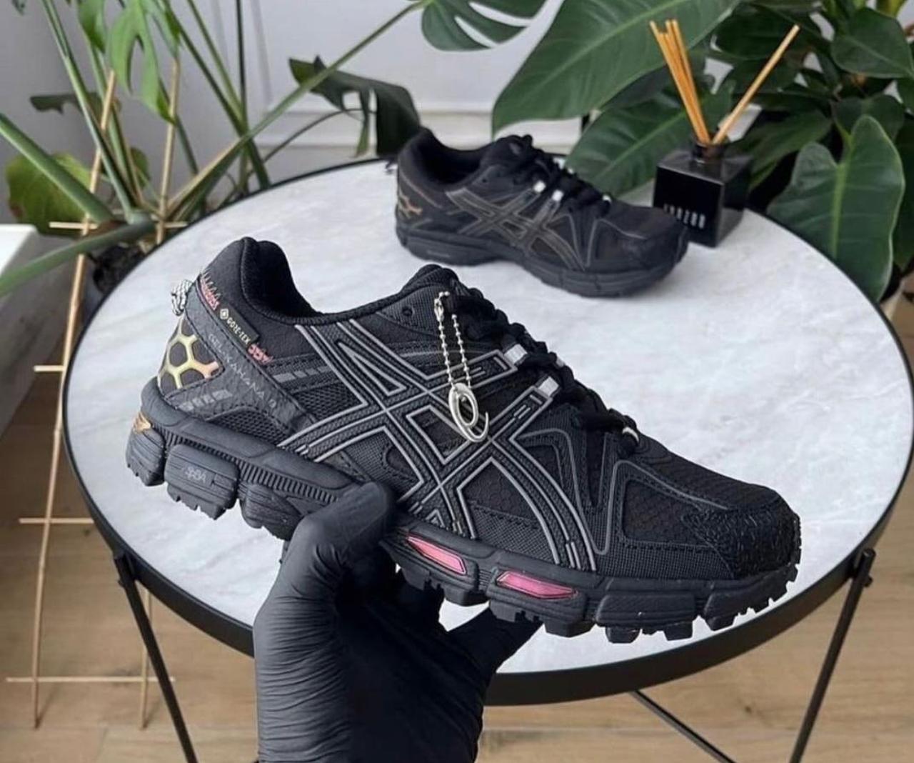 ASICS – Image 3